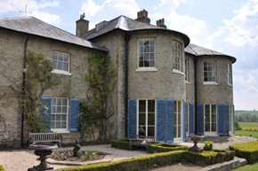 exterior-cavendishhall-600x400