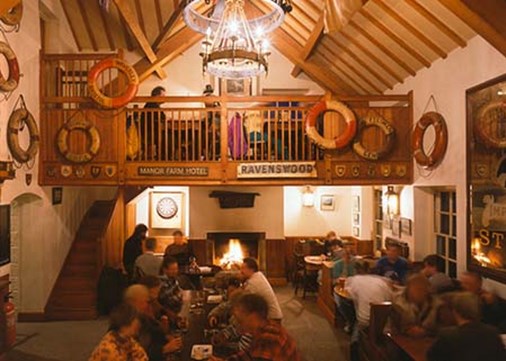 Lundy-interior-mariscotavern-450x321