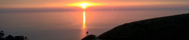 Lundy sunset hero 1600x345