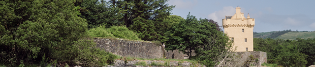 Saddell Castle 3200x690