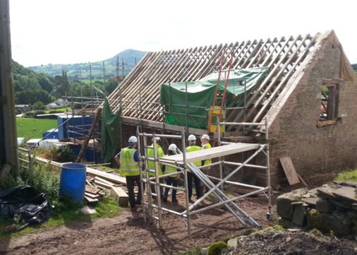 Historic House Rescue - Llwyn Celyn 450x321