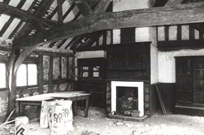 Bromfieldpriory-restoration-beforefireplace-600x400