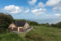 Castle Bungalow ext with sea 1200x800