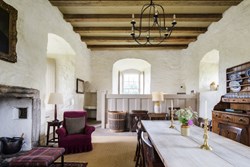 castle of park hall to kitchen 1200x800