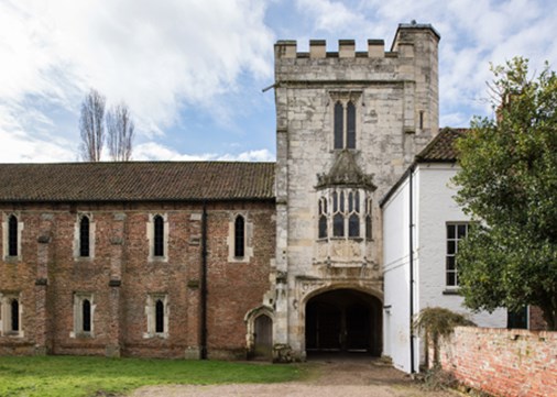 CawoodCastle-exterior-front-450x321