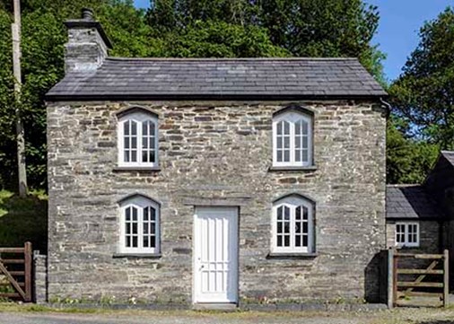 Churchcottage-exterior-main-450x321