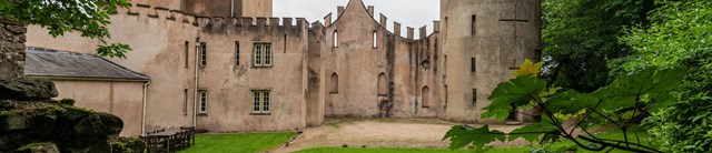 Clytha castle-3200x690