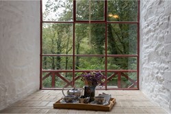 Danescombe Mine int sitting window 1200x800