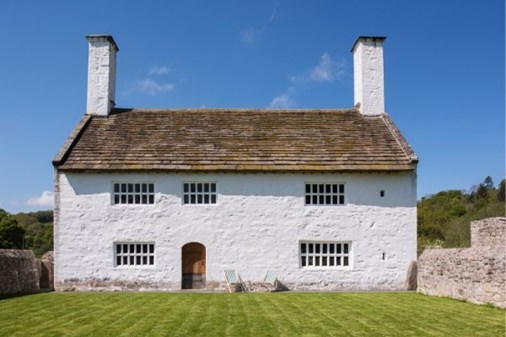 dolbelydr-exterior-blog-600x400