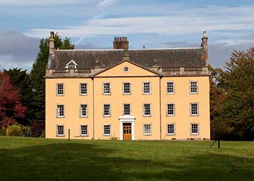 Gargunnockhouse-exterior-main-450x321