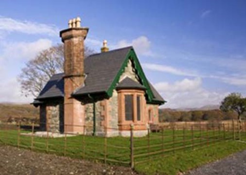 Glenmalloch-exterior-main-450x321
