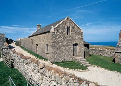 Lundy-Barn-main-450x321