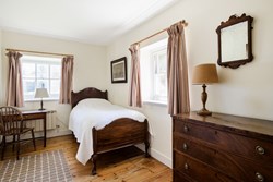 Old-House-interior-single-600x400