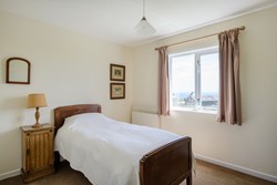 The-Quarters-interior-single-600x400