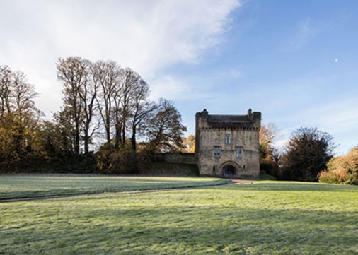 Morpethcastle-exterior-main-450x321