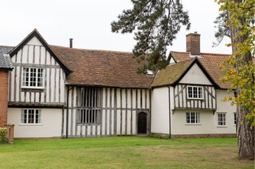 newinn-exterior-blogimage-600x400