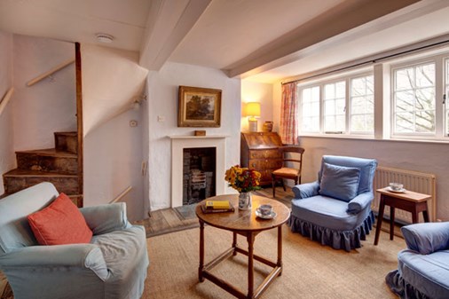 StMaryLane-Interior-SittingRoom-600x400