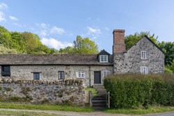 Stockwell Farm ext front 1200x800