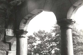 Swarkestone-history-pillars-600x400