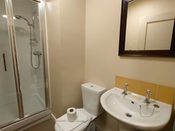5 Vestry Bathroom