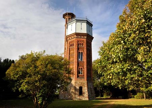 Appletonwatertower-exterior-main-450x321-loftytowers