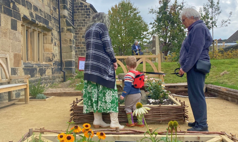 community-garden-visitors