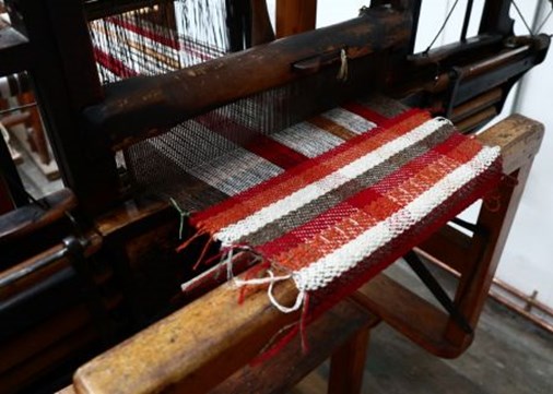 Weaving Calverley 450x321