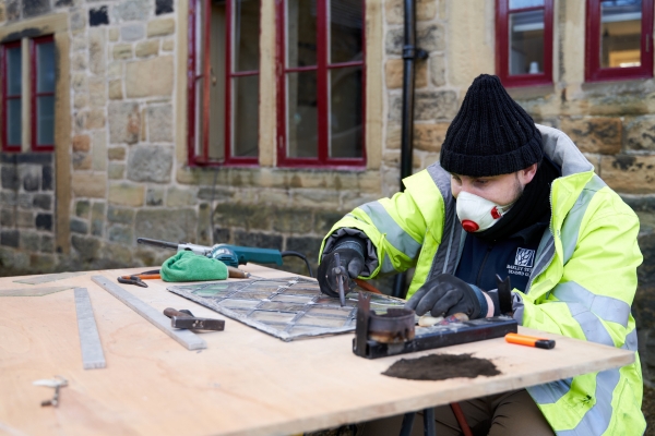 Calverley Old Hall stained glass repair 600x400